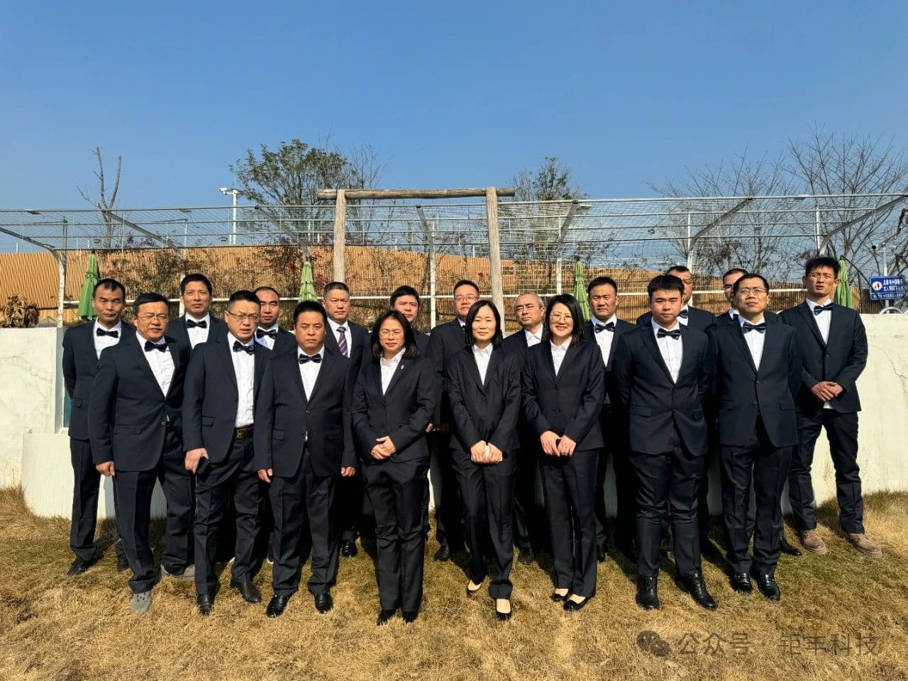 Jufeng | Ang aktibidad ng pagbuo ng koponan sa Bisperas ng Bagong Taon ng pangkat ng pamamahala ay naging matagumpay, na gumuhit ng isang blueprint para sa natitirang pag-unlad nang sama-sama